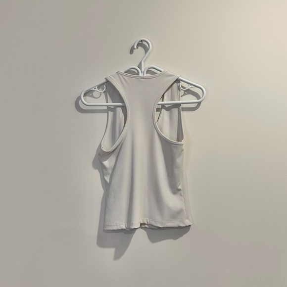 Reitmans Hyba | Ribbed Fitted Tank with V Neckline white womens medium - Picture 6 of 8